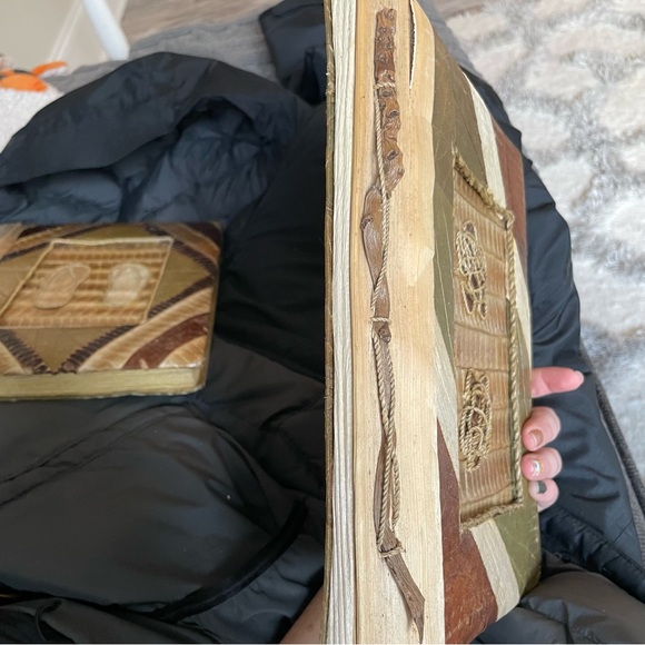 NWOT 2 Handmade banana leaf photo albums - Picture 7 of 10